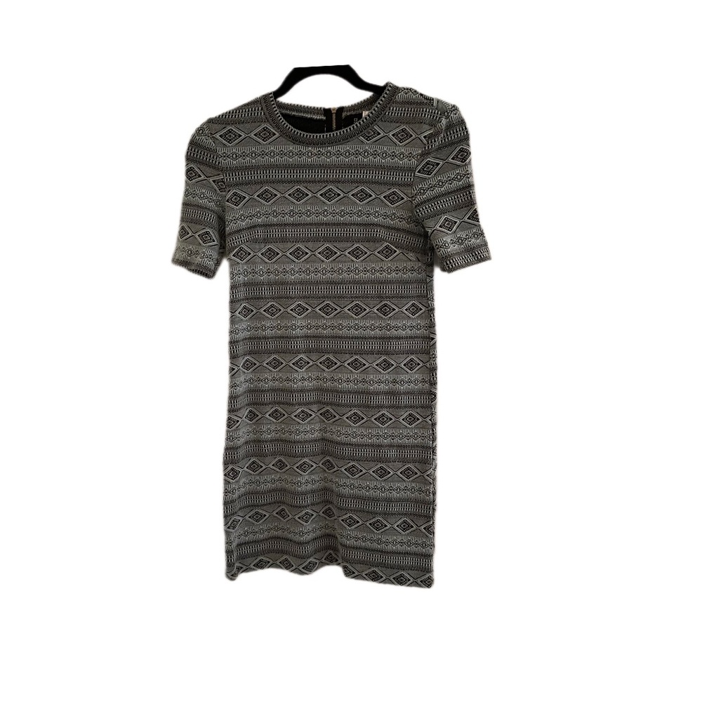 H&M fitted stretch Dress, size 4,